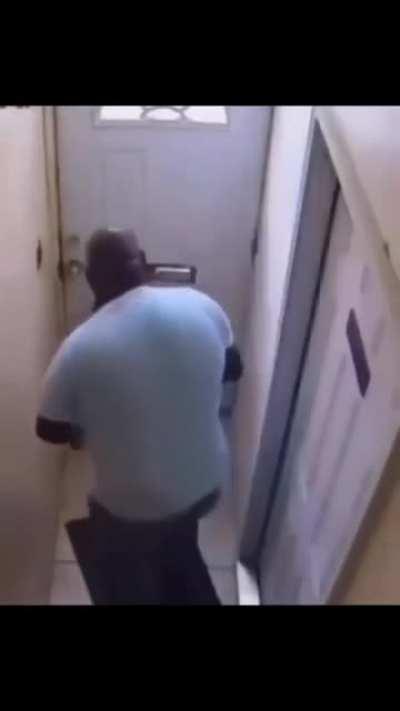 I'll just break into this house, WCGW?