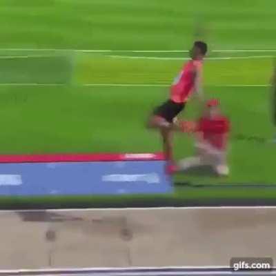 Long jumper nearly jumps the entire pit!