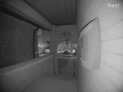 Tow truck sandwiches 2 parked cars together