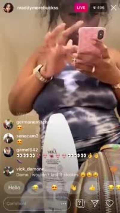 Does anyone have the full vid of this? She gets dry humped in the full vid and her ass wiggles so good