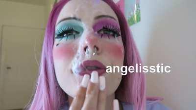 im trying to be a good girl.. do you think i am? 🙈