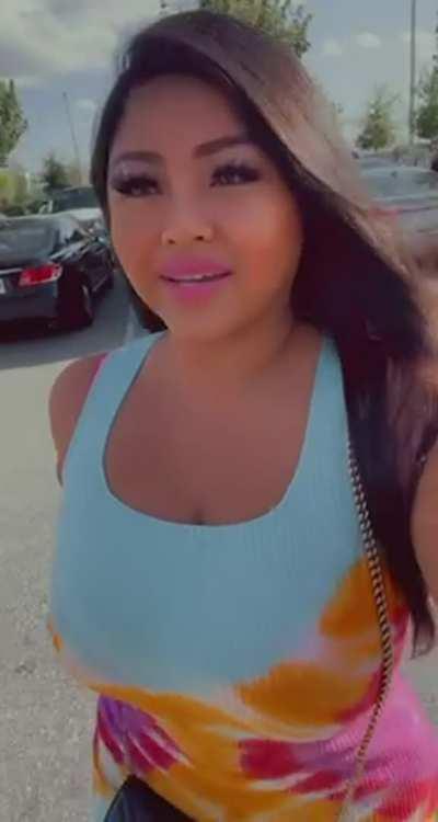 Am I a milf material when I’m fully clothed? (F34)