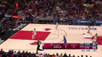 [Highlight] Ayo with the scoop pass to Lavine for the dunk!