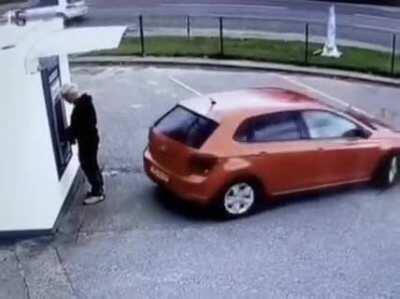 Who issued this driver a license to drive