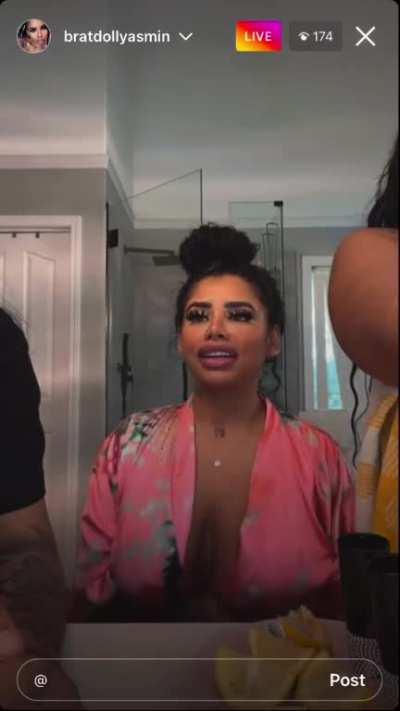 Yasmine and friend live