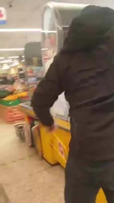 Mayhem in a Russian supermarket