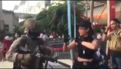 Darwin Award INCOMING