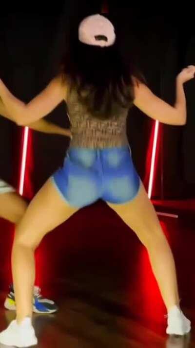 Bouncy Butt - Nora Fatehi