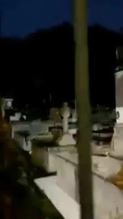 Não saio mais de casa