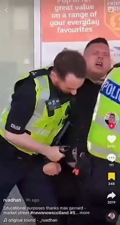 this guy is a legend😂