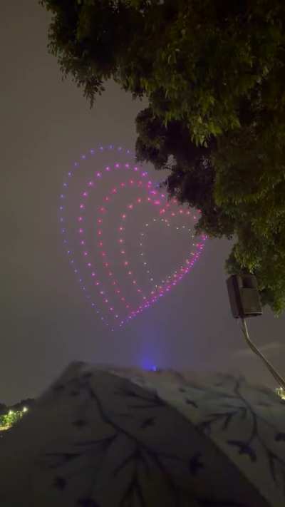 brisbane light show for those who missed it :)