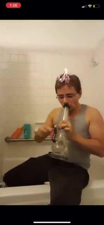 He’s featherin it brother! 🔥