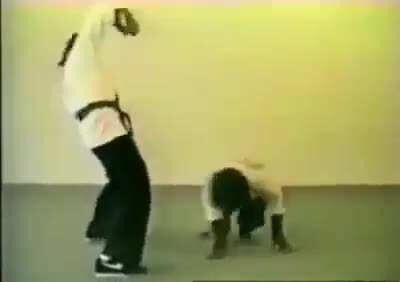 Don’t think Godzilla can do this hmm?