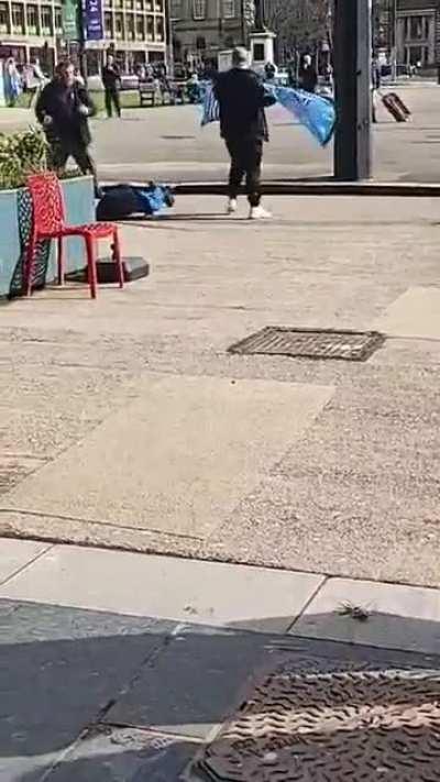 Guy fights two bams that were “abusing pigeons” in George’s square 