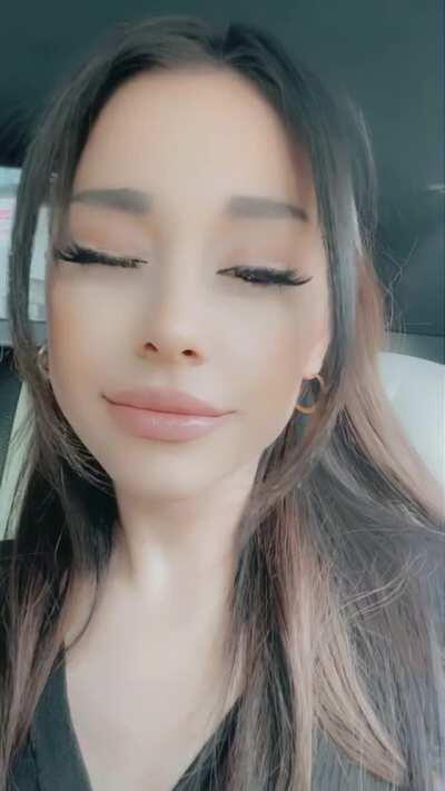 its insane how just her face makes me jack off so fucking hard!