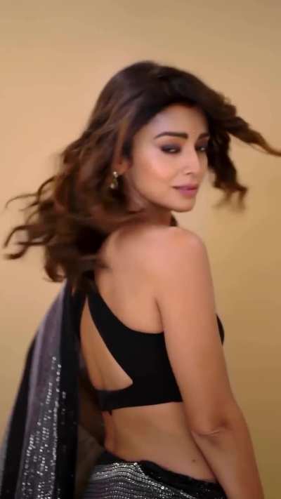 Shriya Saran 