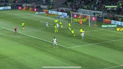 Lance do Gol anulado pelo VAR. 