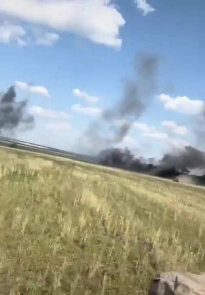 UAF tanks narrowly avoiding shelling