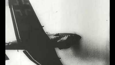 Luftwaffe vs British anti aircraft batteries , combat footage , ww2