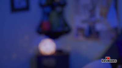 Angelique Sabrina White & MJ Garcia (Roommate Wanted) *NO MUSIC*