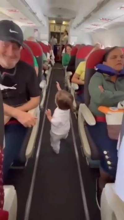 CUTE LITTLE MAIN CHARACTER