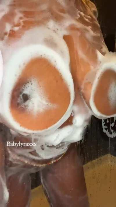 Soapy titties 🧼💦