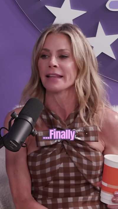 Julie Bowen Is The Hottest Mom