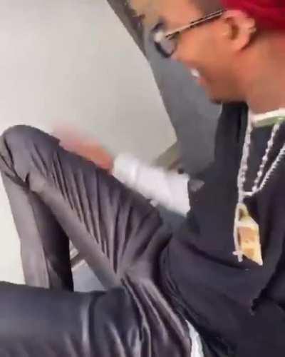 Atleast he’s happy that’s all that matters 🥺🥺💜 ft. Asap Barri 🙄