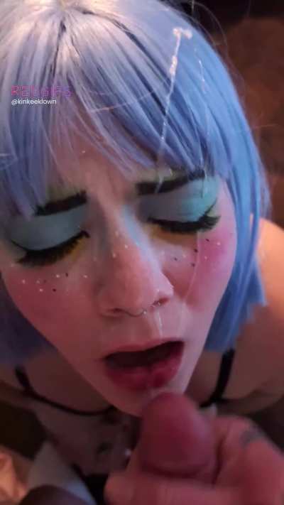 Us clowngirls love a good creamy facial. 