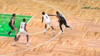 [Highlight] Jaylen Brown rises up and gets the mega jam on Donovan Mitchell on the fast break