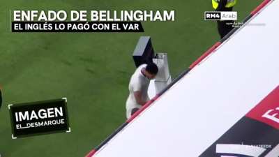 Why did he kick his own teammate? Is he stupid?