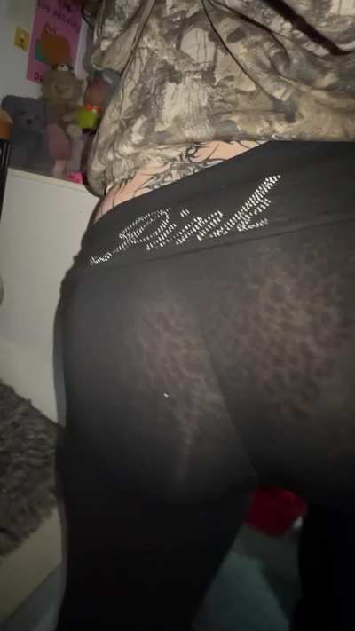 you’d tell me if my leggings were see-through right?