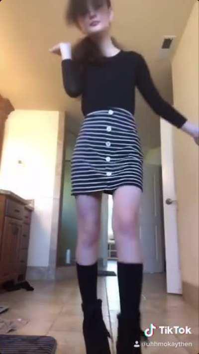 is she... is she trying to thirst trap or what?