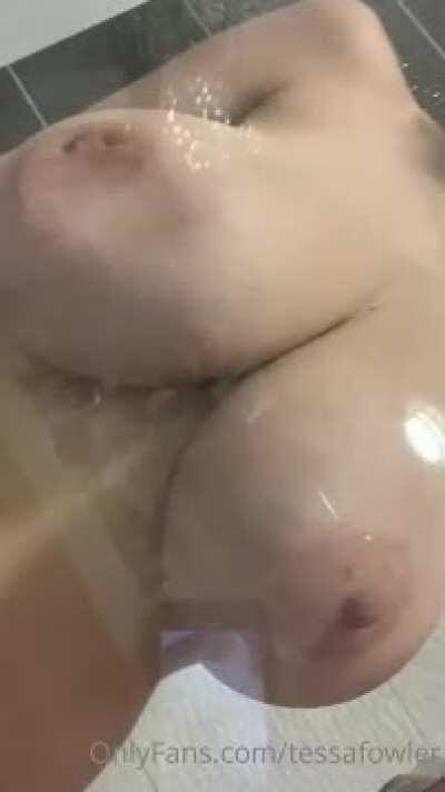 TF Tits on Glass