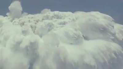 Uncut footage from 1958 of Atomic Blast - 150meters underwater