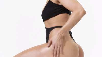 Jennifer Lopez show her big ass in public🍆🍆🥵