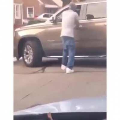 Guy gets his leg broken by his victim