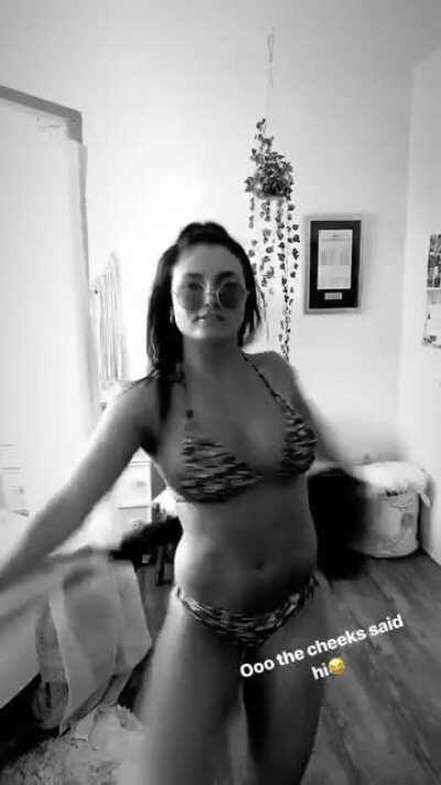 Cheeks said hi.(oldie, but a good one)