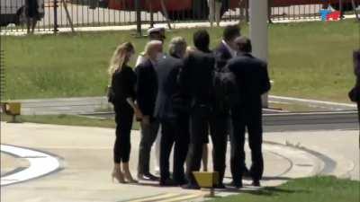 Sofía Pacchi en el Helicóptero presidencial en el velorio del Maradona