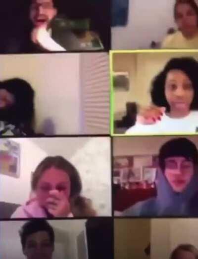 my zoom class buggin rn yo