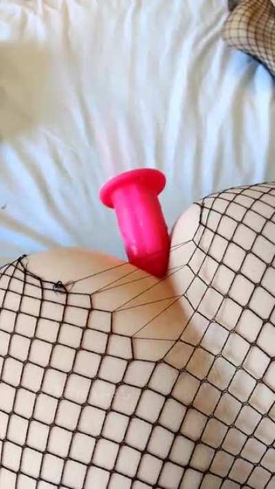 Even ghosts wanna fuck my ass! 😂