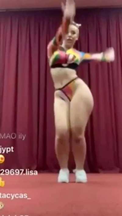 Doja Cats perfect juicy ass