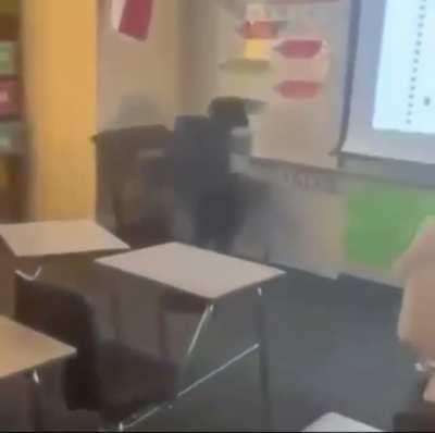 School near mine in Mansfield (TX) Bro in the white lost the fight and started shooting (SFW)