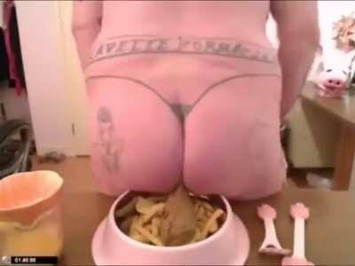 Do Canadians call that poutine? (Ignore Audio)