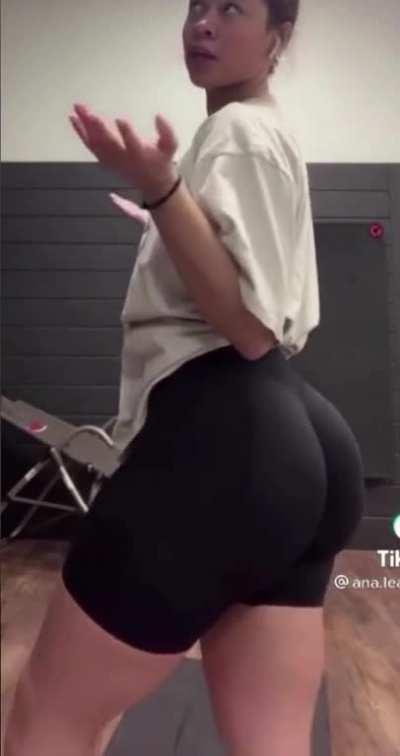 Ana😵‍💫😵‍💫