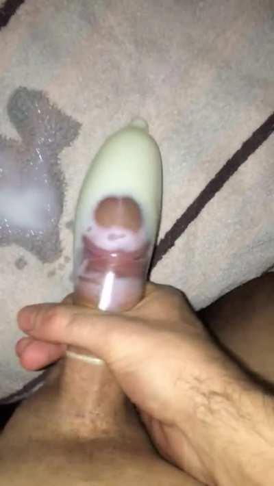 Cum filled Condom 😨