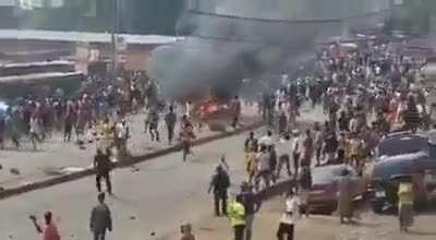 Demonstration on #SierraLeone over the cost of living, corruption, and police brutality, several anti-government protestors and police have been killed in clashes.