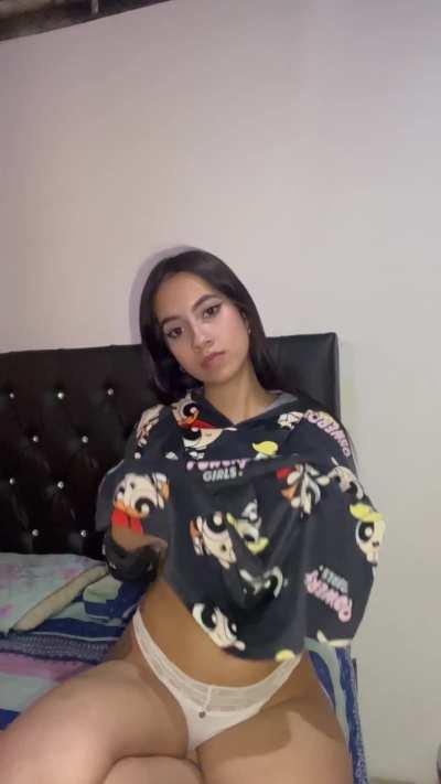 Lick my pussy and I’ll suck your dick, deal?