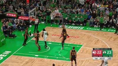 [Highlight] Derrick White gets the sneaky steal and makes the difficult high off the glass reverse