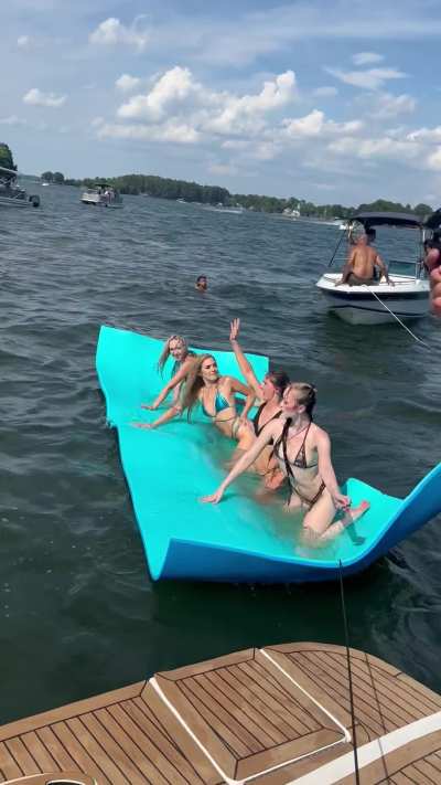 3 little sluts looking for a good time.